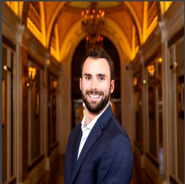 Aaron Thompson